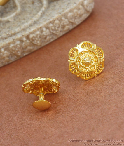 Elegant Curvy Gold Earrings