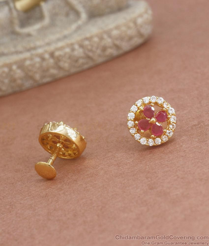 Buy Gold Round Diamond Stud Earrings Online