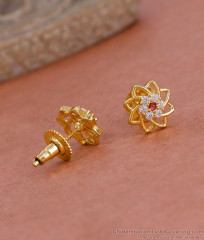 Elegant Floral Design Gold Stud Earring With Stone ER5468