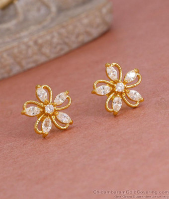 Light Weight White Stone Floral Design Gold Stud Earring ER5565