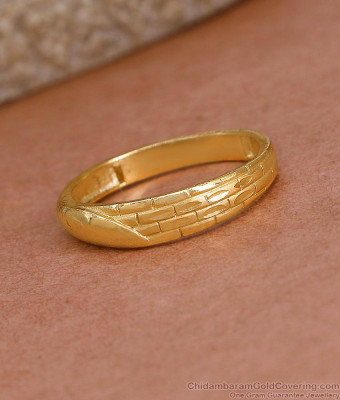 Buy Premium Quality Matt Finish Gold Ring For Daily Wear Online FR1609