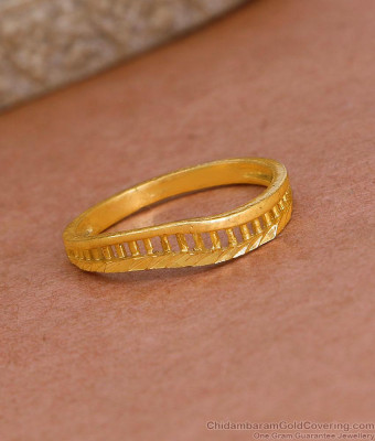 Light Weight Daily Wear Gold Imitation Ring Without Stone FR1611