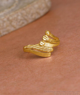 Classic Real Gold Tone Finger Ring For Everyday Use Shop Online FR1634