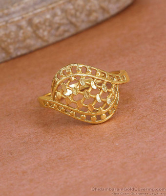 Premium Regular Use Plain Gold Imitation Finger Ring Collections FR1686