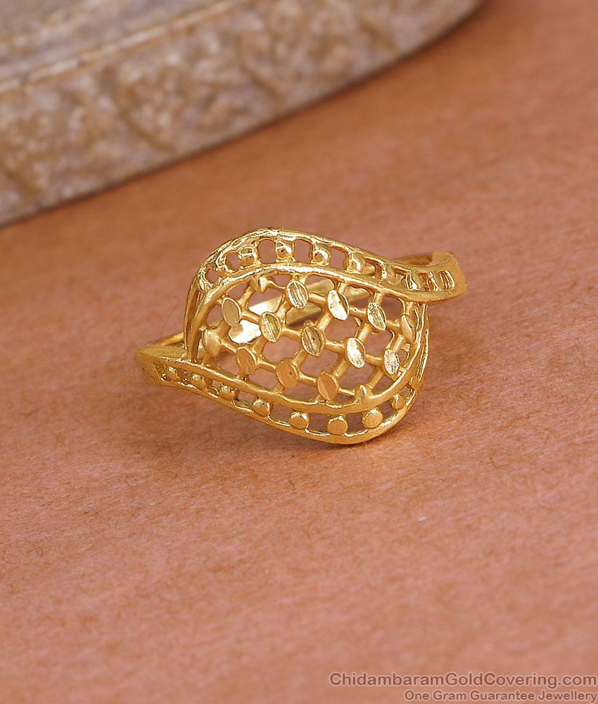 Premium Regular Use Plain Gold Imitation Finger Ring Collections FR1686