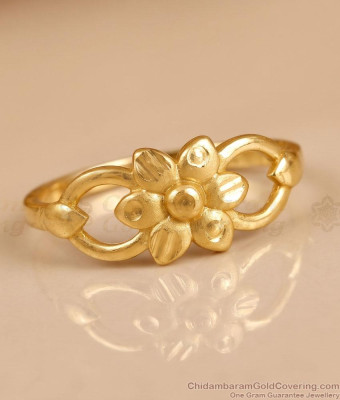Handcrafted Forming Gold Finish RIng Floral Design FR1743