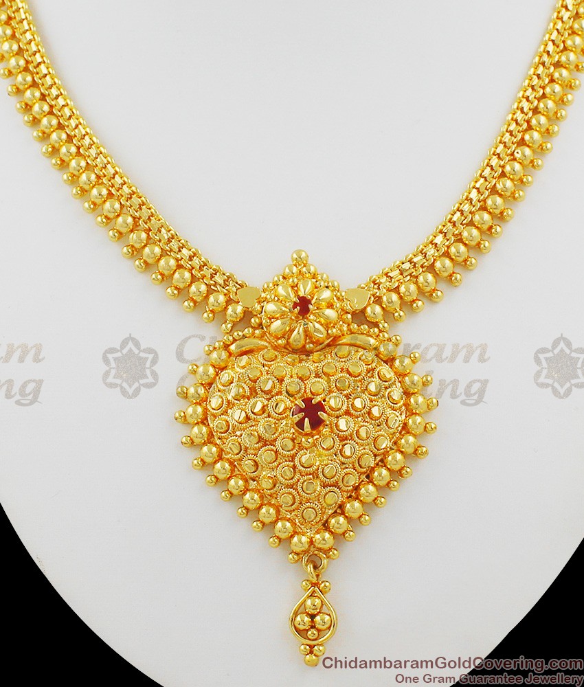 Heavy Gold Pattern Grand Single Ruby Stone Necklace NCKN1008