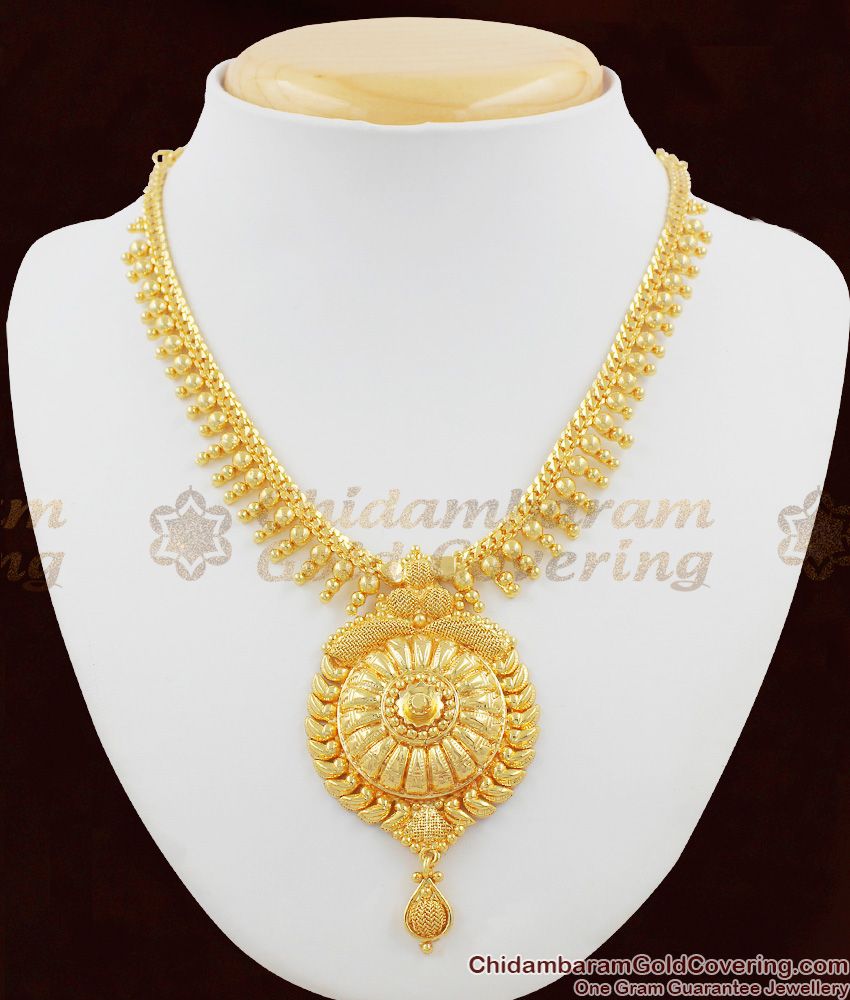 Big pendant kerala traditional gold plated necklace M257 – Urshi Collections