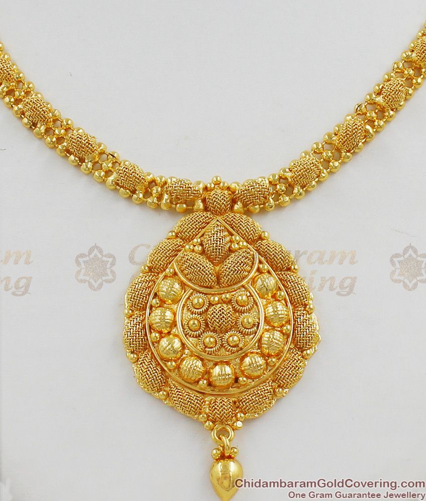 South Indian Traditional Kerala Model Net Pattern Dollar Necklace Set Real Gold Finish NCKN1274