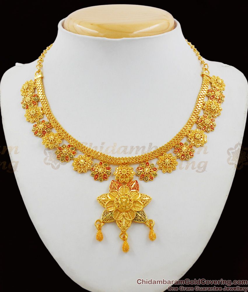 Forming Gold Imitation Necklace Star Flower Design Bridal Jewelry Collection NCKN1334