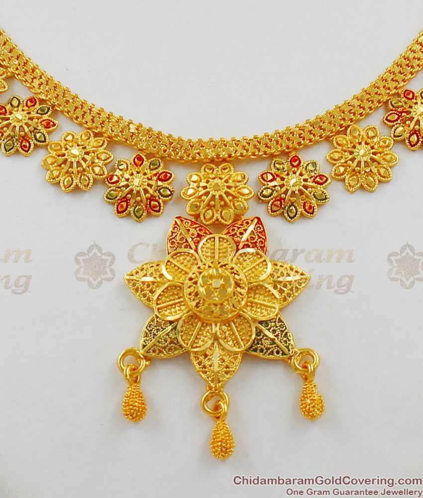 Forming Gold Imitation Necklace Star Flower Design Bridal Jewelry Collection NCKN1334