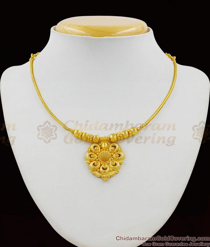 Light Weight Inspiring Gold Plated Short Necklace For Daily Wear Model NCKN1356