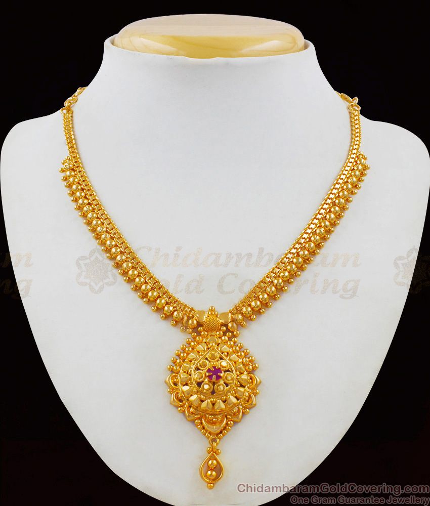 Gold Necklace Jewellery For Silk Sarees Simple Design Shop Online NCKN1805 Gold Necklace Jewellery For Silk Sarees Simple Design Shop Online NCKN1805