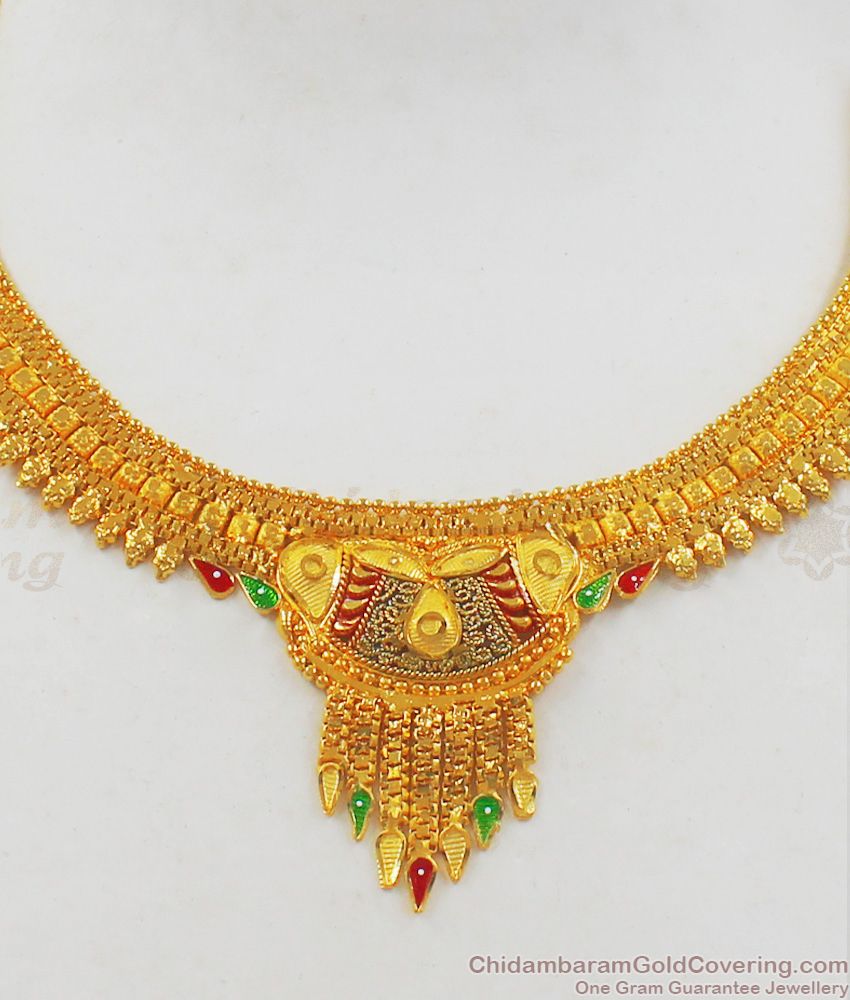 Attractive Enamel Gold Forming Necklace Set For Bridal Wear NCKN2098