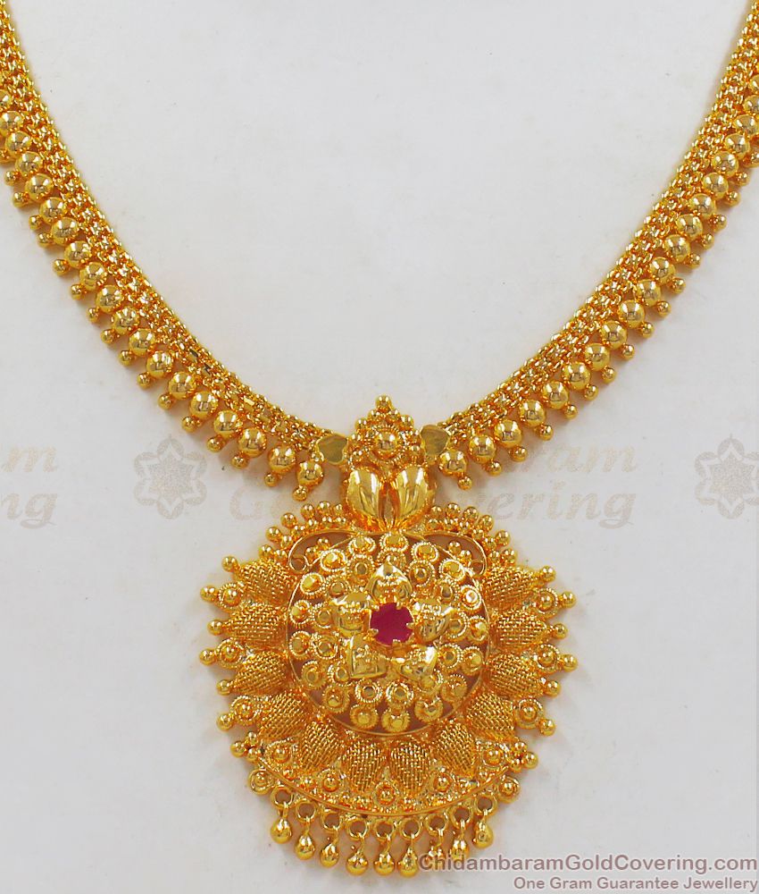 Single Ruby Stone Gold Imitation Necklace Jewelry for Silk Sarees NCKN2183