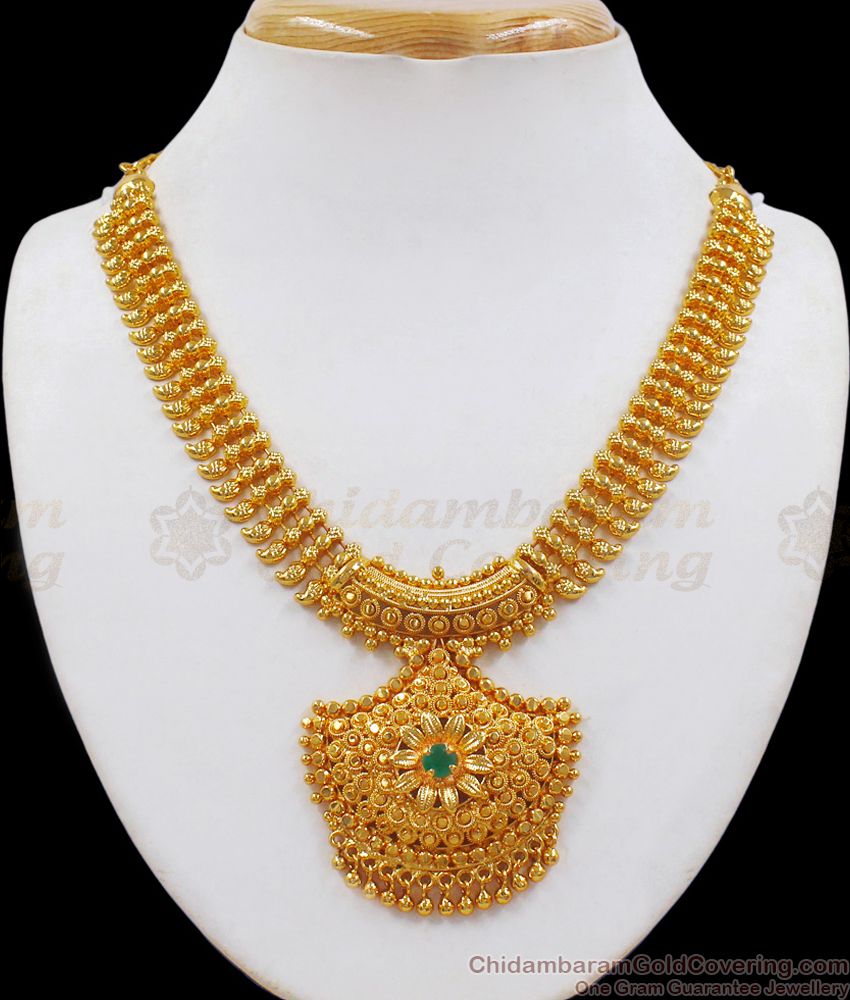 Elegant Emerald Stone Gold Necklace For Bridal Wear NCKN2302