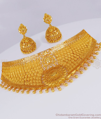 Gold Necklace with Precious Stone | Akshaya Gold & Diamonds | Buy Online