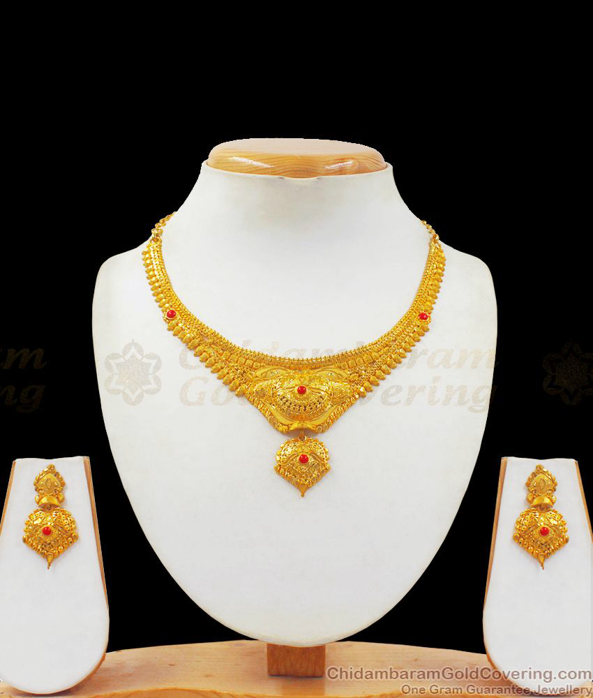 Gorgeous Gold Forming Pavala Stone Necklace Party Wear NCKN2347
