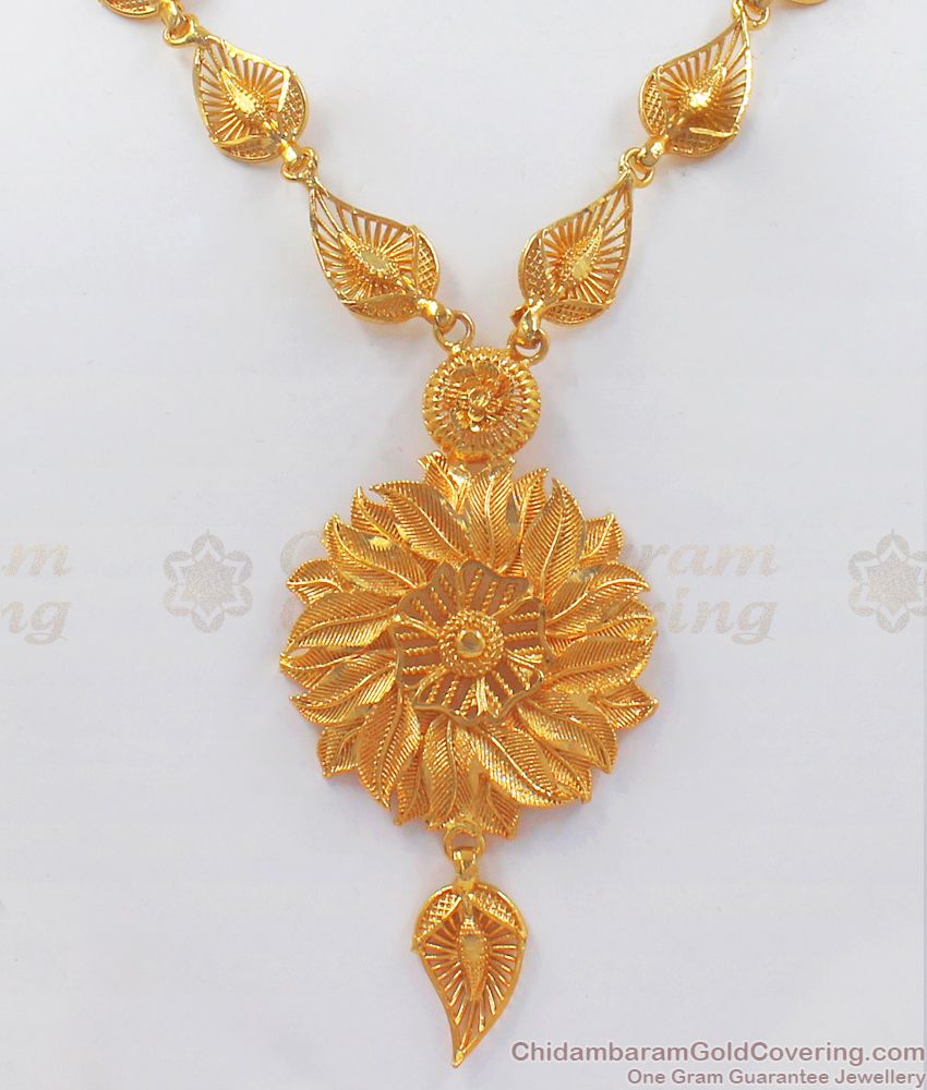 Trendy Light Weight Collections Leaf Pattern Gold Plated Necklace NCKN2485