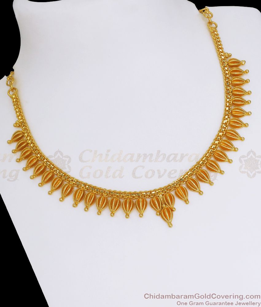 Plain Net Pattern Gold Necklace Mullaipoo Design NCKN2636