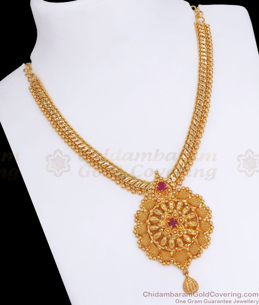 Latest Gold Plated Net Pattern Necklace Single Ruby Stone Jewelry NCKN2808