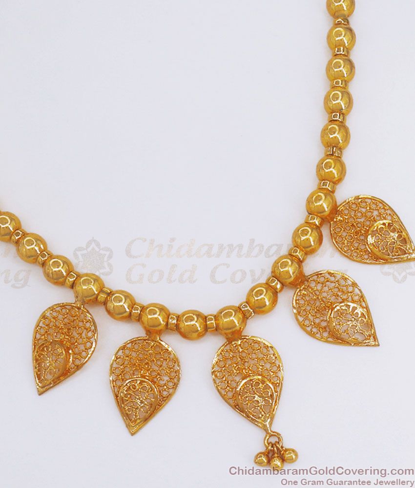 Stylish Leaf Pattern Gold Imitation Necklace Shop Online NCKN2865