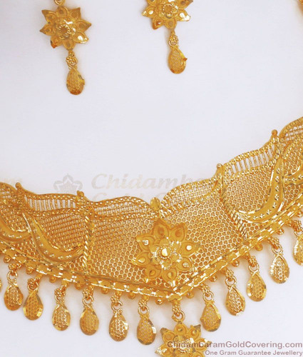 Dubai Collections Two Gram Gold Choker Necklace Earring Combo Set