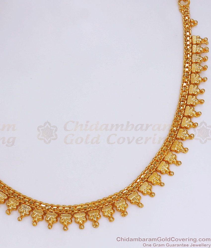  Gold Imitation Short Necklace Traditional Design NCKN2958