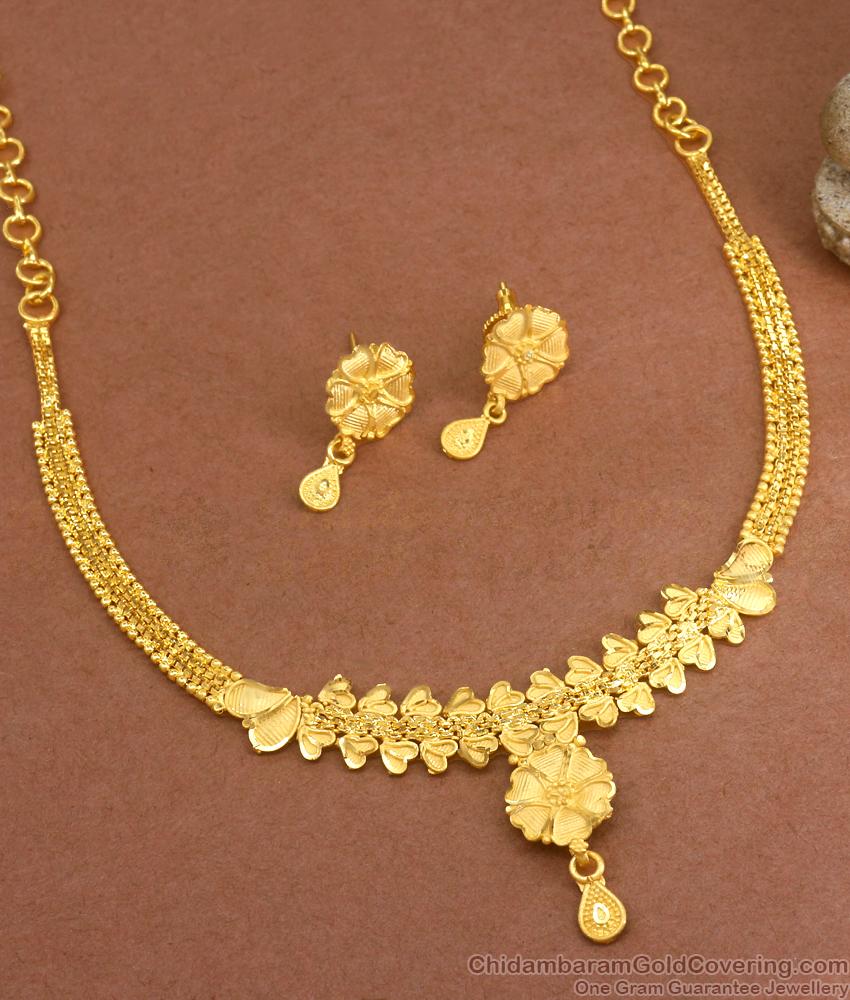 Pure Forming Gold Necklace Floral Design With Pin Type Earrings NCKN3192