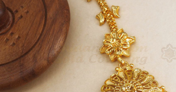 Unique Bridal Wear Gold Maang Tikka Designs For Womens NCHT328