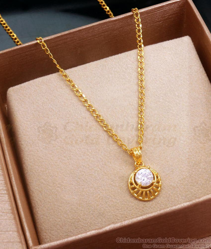 Gold chain with stone pendant deals