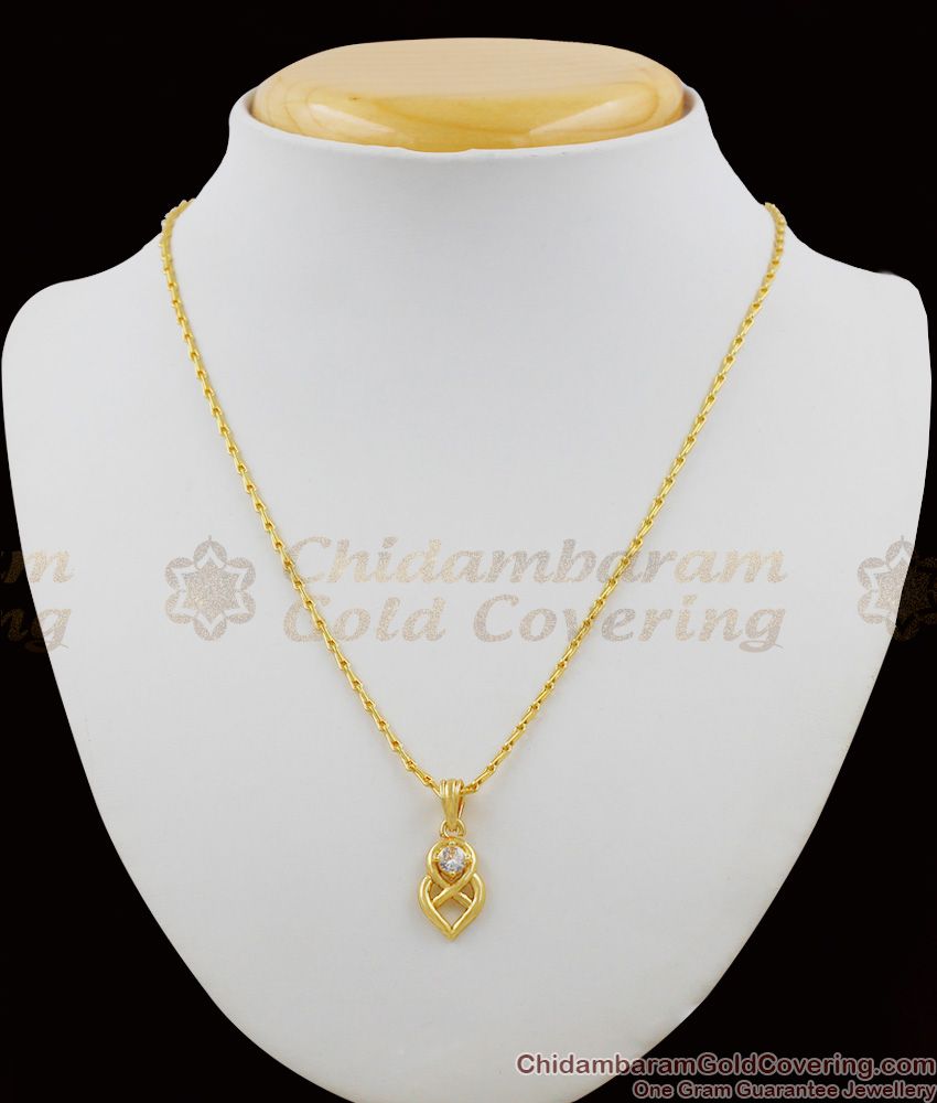 Solitarie Diamond Gold Pendant Pattern Short Chain Collections SMDR262