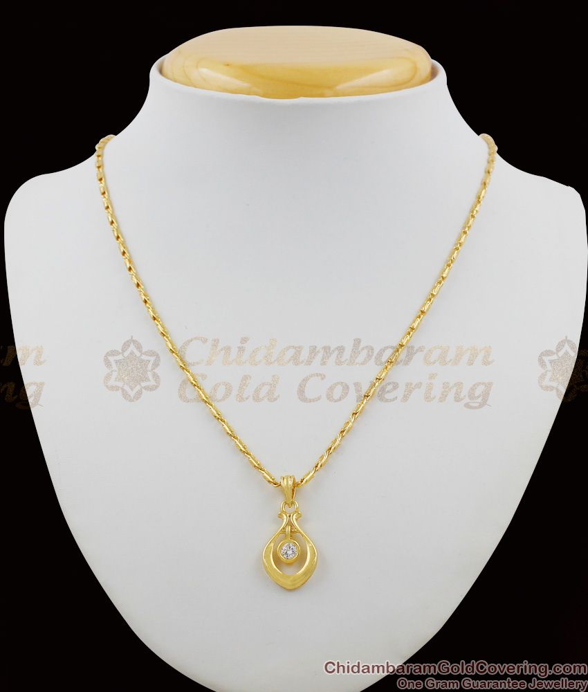 Solitaire Diamond Attractive Gold Finish Pendant Pattern Short Chain SMDR268