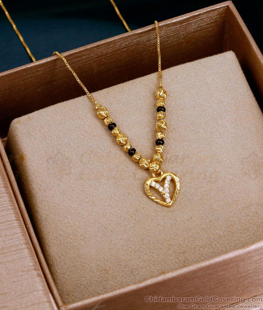 Beautiful Heart Shaped Golden And Black Beaded Pendant Chain SMDR2892 Beautiful Heart Shaped Golden And Black Beaded Pendant Chain SMDR2892