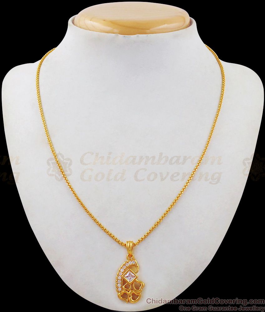 Iconic Diamond Pattern Gold Chain With Pendant Collections SMDR476 Iconic Diamond Pattern Gold Chain With Pendant Collections SMDR476