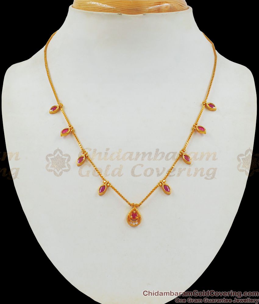 Leaf Pattern Ruby White Stone Small Pendant Gold Short Chain SMDR683 Leaf Pattern Ruby White Stone Small Pendant Gold Short Chain SMDR683