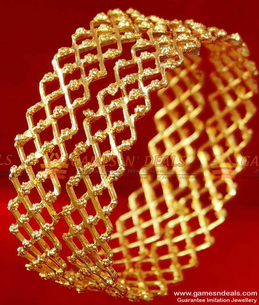 BR046-2.6 Size 24ct Gold Plated Thick Neli Traditional Design Bangle BR046-2.6 Size 24ct Gold Plated Thick Neli Traditional Design Bangle