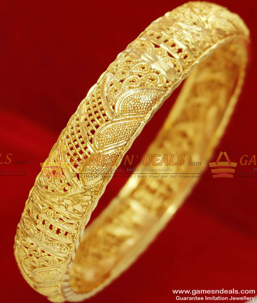 BR052-2.6 Size Broad Gold Plated Kerala Type Party Wear Imitation Bangle BR052-2.6 Size Broad Gold Plated Kerala Type Party Wear Imitation Bangle