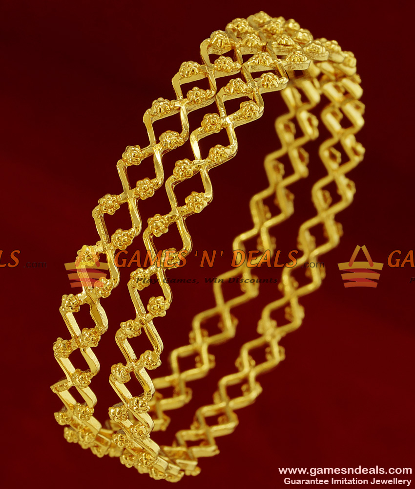 BR093-2.6 Size Traditional South Indian Gold Plated Thin Neli Bangle Design