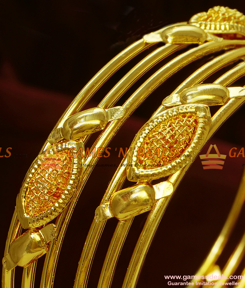 BR112-2.4 Size South Indian 2 Pieces Plain Design Gold Plated Imitation Bangles BR112-2.4 Size South Indian 2 Pieces Plain Design Gold Plated Imitation Bangles