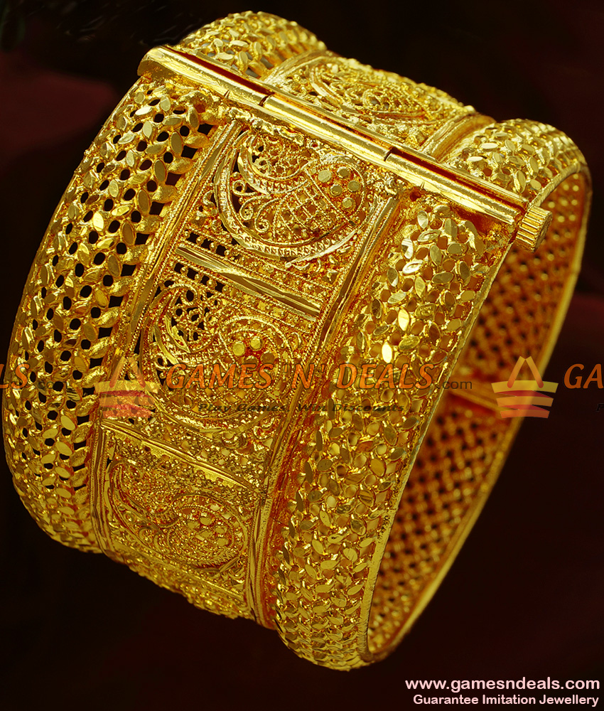 BR114-2.6 Size Very Broad Single Piece Screw Open Type Imitation Bangle Online BR114-2.6 Size Very Broad Single Piece Screw Open Type Imitation Bangle Online