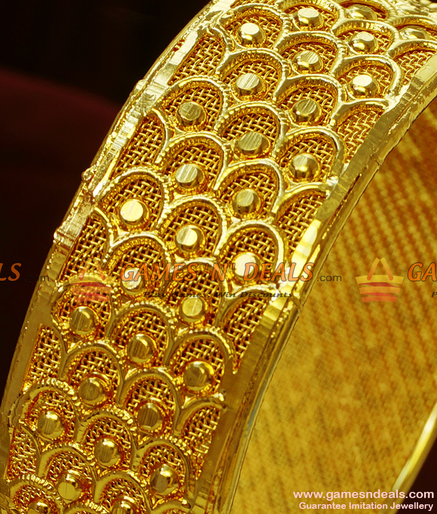 BR115-2.8 Size South Indian Single Piece Broad Peacock Bangle Imitation Jewelry BR115-2.8 Size South Indian Single Piece Broad Peacock Bangle Imitation Jewelry