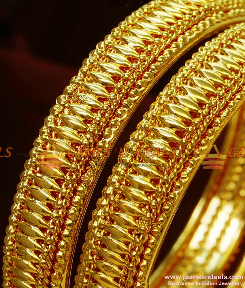 BR126-2.6 Size Gold Plated Kada Bridal Wear 6 Months Guarantee Bangle BR126-2.6 Size Gold Plated Kada Bridal Wear 6 Months Guarantee Bangle