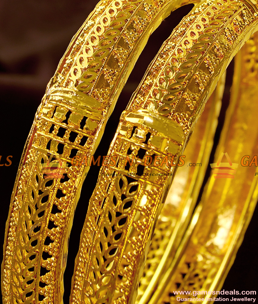 BR224-2.8 Size Beautiful Leaf Pattern Gold Tone Imitation Bangles For Women BR224-2.8 Size Beautiful Leaf Pattern Gold Tone Imitation Bangles For Women