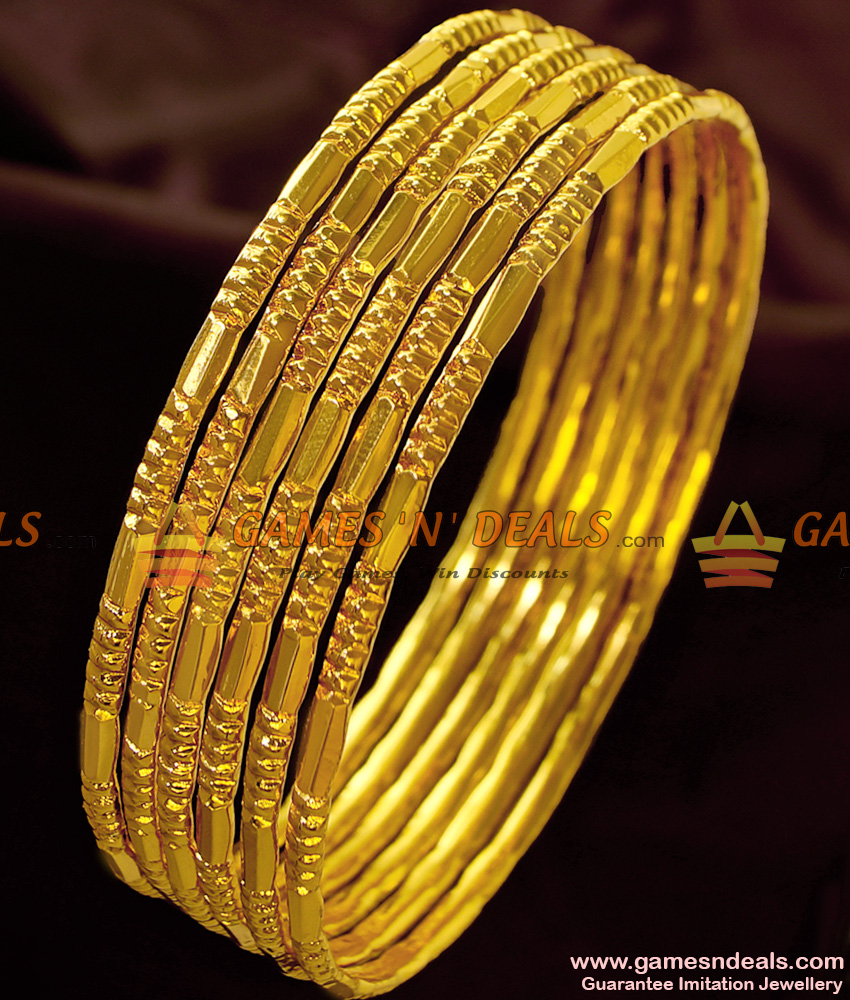BR228-2.6 Size Traditional South Indian Gold Plated Imitation Bangle BR228-2.6 Size Traditional South Indian Gold Plated Imitation Bangle