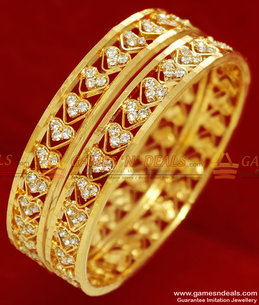 BS041-2.4 Size Gold Plated Thin White Sonte Heartin Design Bangle