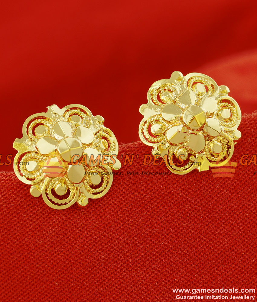 ER157 - Medium Size Traditional Gold Design Six Petal Flower Stud Design