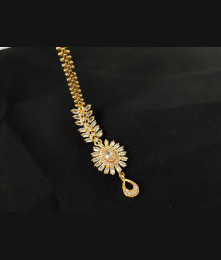 Short Sparkling White Stone Maang Tikka for Women