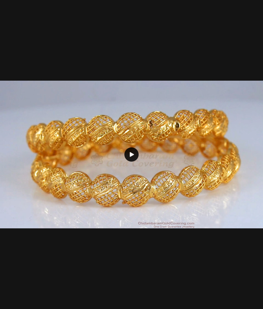 BR1390-2.8 Gold Inspired Flower Model Attractive Bangles For Regular Use BR1390-2.8 Gold Inspired Flower Model Attractive Bangles For Regular Use