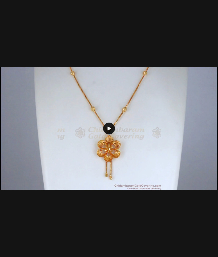 Beautiful Floral Gold Plated Small Pendant Chain Shop Online SMDR832 Beautiful Floral Gold Plated Small Pendant Chain Shop Online SMDR832